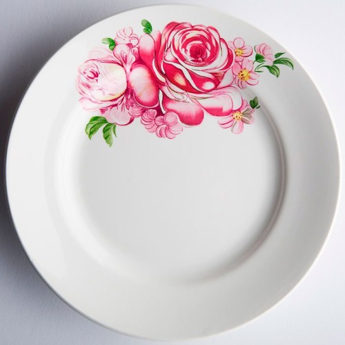 Тарелка десертная 17,5см Кубаньфарфор Розовые розы 57