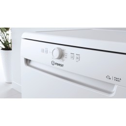 INDESIT Посудомоечная машина DFE 1B10