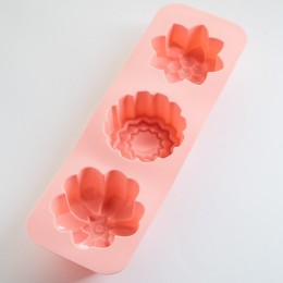 ALPENKOK Форма 27,5х9х3,5см для выпечки 3 кексов силиконовая AK-6188S Романтика микс