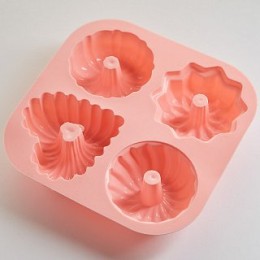 ALPENKOK Форма 16,5х16,5х3см Крендельки AK-6164S микс