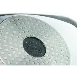 LARA Жаровня 5,7л Rio LR02-223