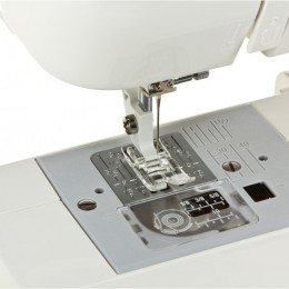 JANOME Швейная машина Juno 1512