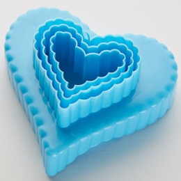 WEBBER Набор двусторонних пластиковых форм для печенья Сердца 3 размера BE-4307P/3