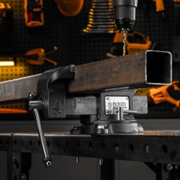 Denzel Тиски слесарные BVH-100, 100 мм, поворотные, стальная направляющая, с наковальней 18683