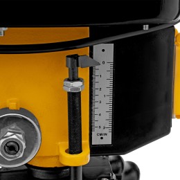 Denzel Станок сверлильный DDM-350L, 350 Вт, 13 мм, 5 ск., лазер, настольный 95321