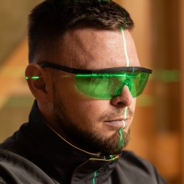 Denzel Лазерный уровень мультипризменный DLV-360-4C, 30 м, зеленый луч, Li-Ion 2,4 Aч, кейс 35081