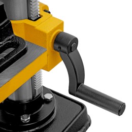 Denzel Станок сверлильный DDM-550L, 550 Вт, 16 мм, 12 ск., лазер, настольный 95322