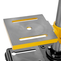 Denzel Станок сверлильный DDM-550L, 550 Вт, 16 мм, 12 ск., лазер, настольный 95322