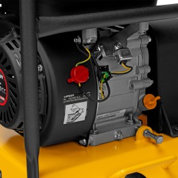 Denzel Виброплита бензиновая VC-12, 12 кН, 45*35 см, 196 см3 97041