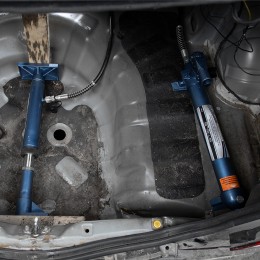 Stels Растяжка гидравлическая, 10 т, набор из 17 предметов, 7 сменных насадок, в пластиковом кейсе 51355