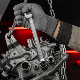 Matrix Набор инструментов, 1/2", 3/8", 1/4", пластиковый кейс 215 предметов 13589