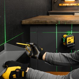 Denzel Лазерный уровень мультипризм. LXI 360-3 Green, 30 м, 520 нм, акк. Li 2800 mAh, резьба 1/4" 35079