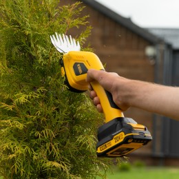 Denzel Ножницы-кусторез аккумуляторные GS-20, Li-Ion, 20 В 59432