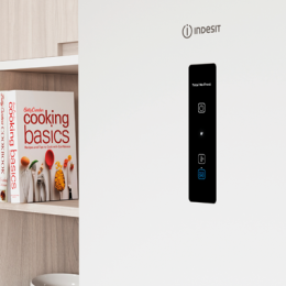 INDESIT Холодильник ITR 5180 W