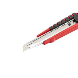 Matrix Нож, 9 мм, выдвижное лезвие, металлическая направляющая, эргономичная двухкомпонентная рукоятка 78937