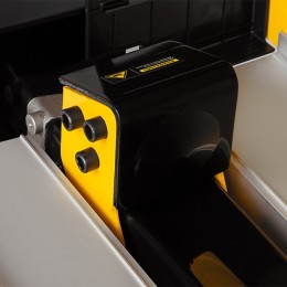 Denzel Дровокол электрический ELS7T-52, 2300 Вт, сила раскола 7т, макс. размеры полена D250 x 520 мм 96905