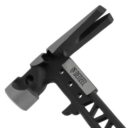 Denzel Молоток строительный 450 г, цельнокованый,боек с магнитом, двухкомп. обрезин. рук-ка 10468