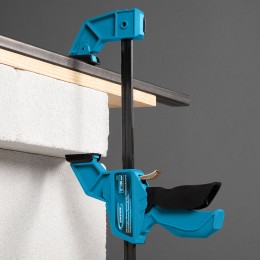 Gross Струбцина реечная, быстрозажимная, пистолетного типа, пошаговый механизм, пластиковый корпус, 300 мм 20702