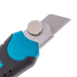 Gross Нож, 170 мм, обрезиненный ABS-корпус, выдвижное сегментное лезвие 18 мм (SK-5), металлическая направляющая, 5 запасных лезвий 78893