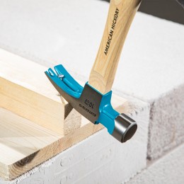 Gross Молоток-гвоздодер, 280 г, угол 75, магнит, обрезиненная рукоятка American hickory 10417