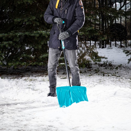 Лопата для уборки снега пластиковая Luxe,460 х 335 х 1300 мм, металлопластиковый черенок, Palisad 615915