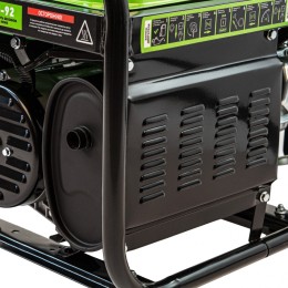 Сибртех Генератор бензиновый БС-2800, 2.5 кВт, 230В, четырехтактный, 15 л, ручной стартер 94543