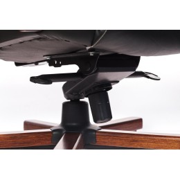 Бюрократ Кресло руководителя T-9923WALNUT/BLACK черный кожа крестовина дерево 1115302