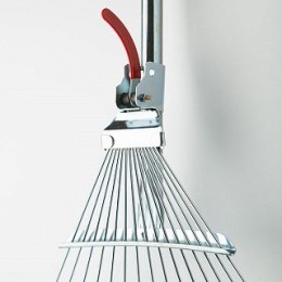 DELTA Грабли веерные регулируемые с ручкой ТД 61 0006