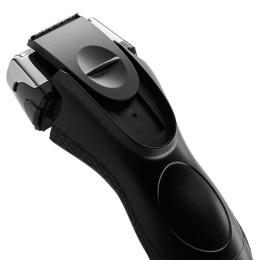 DELTA Электробритва LUX DL 0727 черная