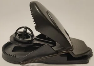 Мышеловка (хлопушка)