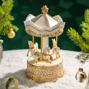 Lefard Музыкальная Статуэтка Карусель 12,4х12,4х22,9 См 146-2218