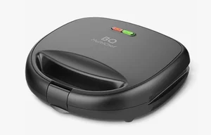 Bq Вафельница ST2001 черный