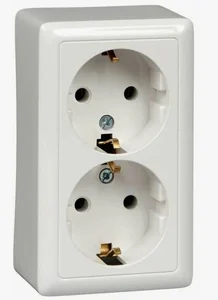 Розетка 2-мест. отк. уст. с з/к RA 16-238-Б