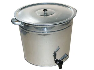 БАК ОЦИНКОВАННЫЙ 32Л С КРЫШКОЙ И КРАНОМ