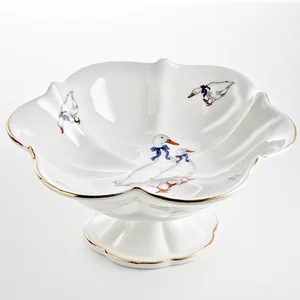 BEATRIX Конфетница 17см Гуси МН091N