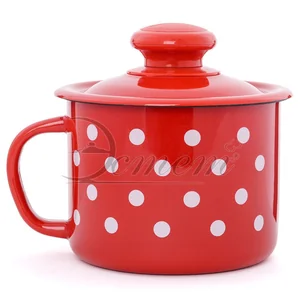ЭСТЕТ Кружка 1,0 л Горошинки на красном с крышкой  ЭТ-72408