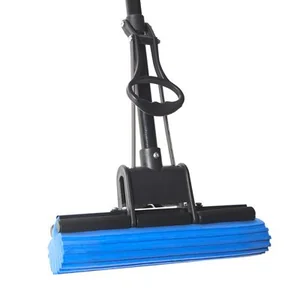 ДАЛИ-ЮГ Швабра ПВА с отжимом без телескопа (1 ролик, черная) ТВ-071