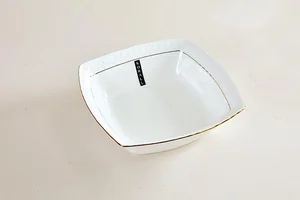 КОРАЛЛ Салатник 340мл/13см Снежная королева квадрат CS011613-A