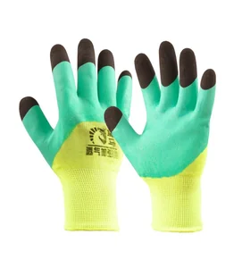 Перчатки нейлон салатный с черными пальцами 01-027