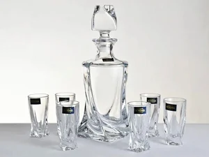 BOHEMIA Набор/ликер Quadro (6 рюмок,1 графин) 2K9/99999/9/99A44/117-7M8