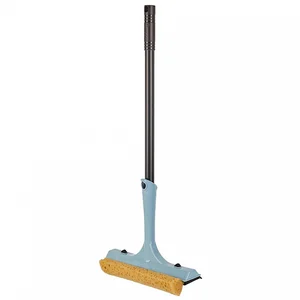 Щетка для мытья окон SVIP Quadra Line с пористой губкой, ручка 44 см небесный (SV3065НБС)