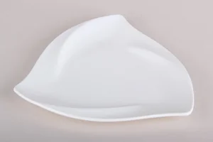 КОРАЛЛ Блюдо 23см. Общепит треугольник DX025