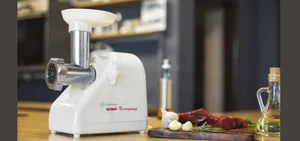 БЕЛВАР Мясорубка ПОМОЩНИЦА КЭМ-П2У -304-05