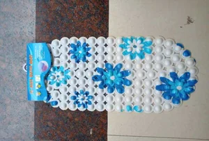 Коврик антискользящий для ванной комнаты 70х35 см 34143-111