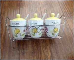 Набор банок для специй с ложкой на подставке 3шт 225мл 7935-98F5677-1