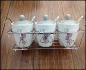 Набор банок для специй с ложкой на подставке 3шт 225мл 7935-98F5677-2