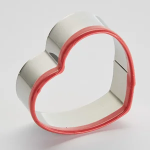 WEBBER Форма для вырезания печенья Сердечко коралл  5*5*2см BE-4352