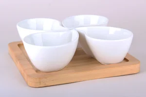 КОРАЛЛ Менажница 4секц. на подст. 10х7.5см/18х18х1.5см 5322