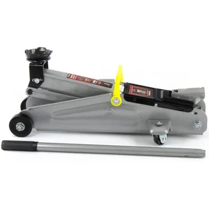 Matrix Домкрат гидравлический подкатной, 2 т, высота подъема 135-385 мм, в пластиковый кейсе 51028