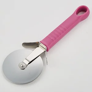 WEBBER Резак для пиццы и теста BE 5292 темно-розовый